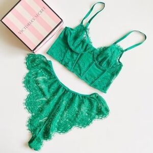 Victoria's Secret Green Lace Lingerie Set